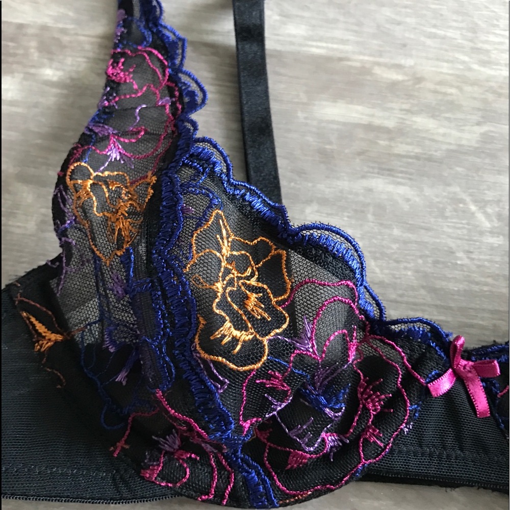 NEW Free People Black Embroidered Floral Bra - Picture 3 of 7